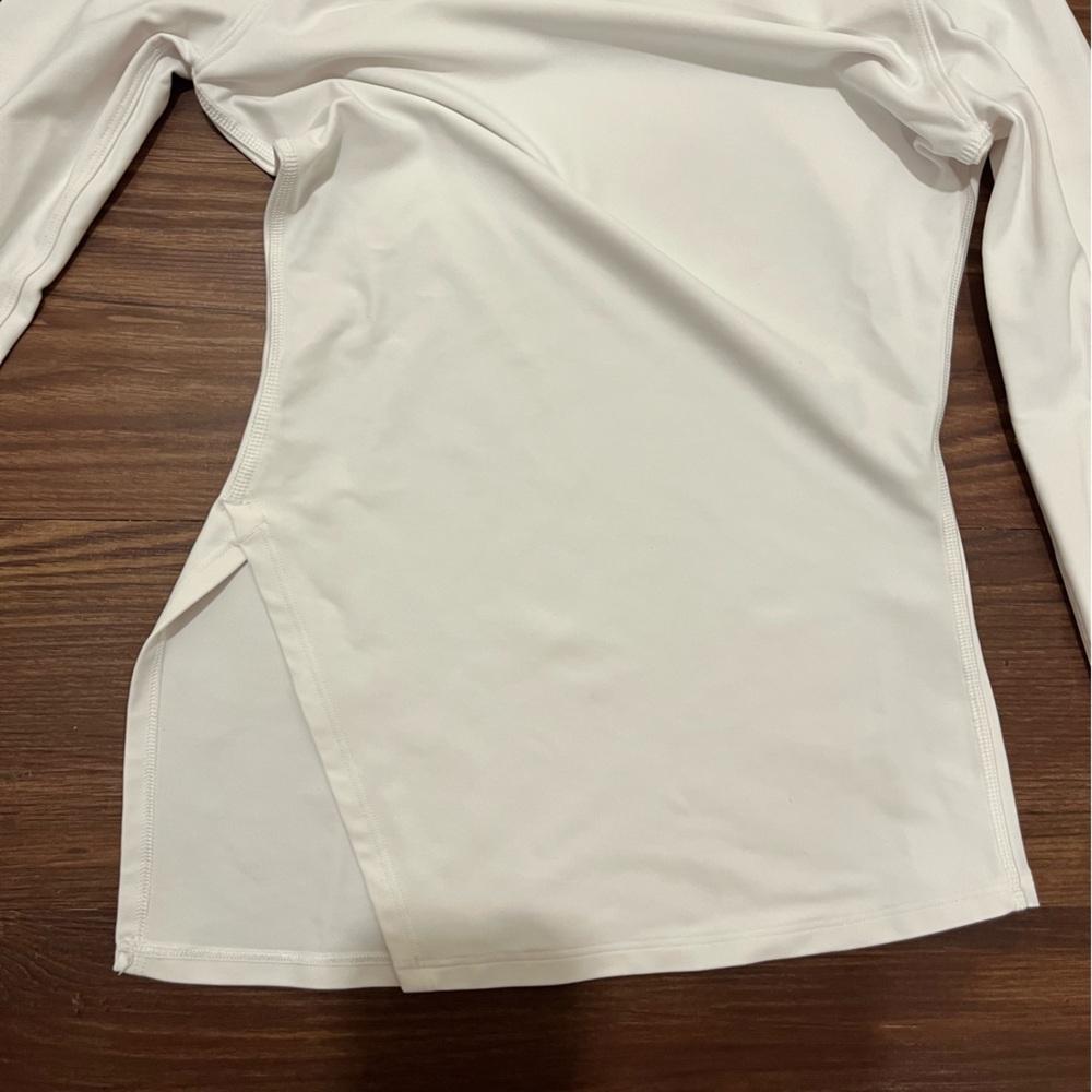 Lululemon Nulux Asymmetrical
Tennis Top White Size 2 - Picture 4 of 9